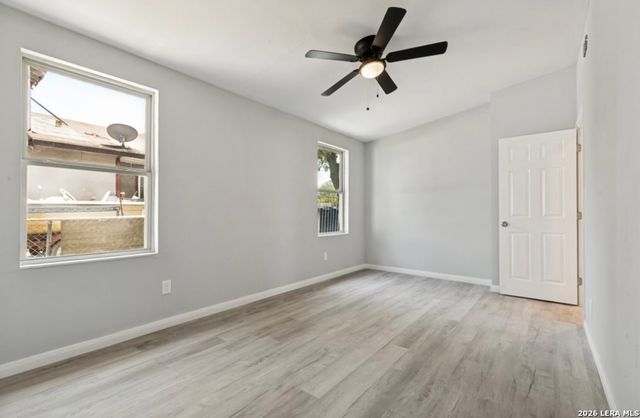 7518 SLEEPY VALLEY DR, San Antonio, TX 78242