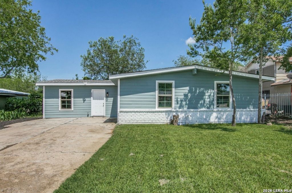 7518 SLEEPY VALLEY DR, San Antonio, TX 78242