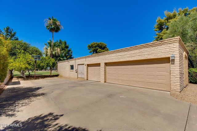 512 W MOON VALLEY Drive, Phoenix, AZ 85023