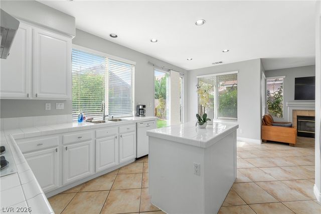7823 Windward Road, Las Vegas, NV 89147
