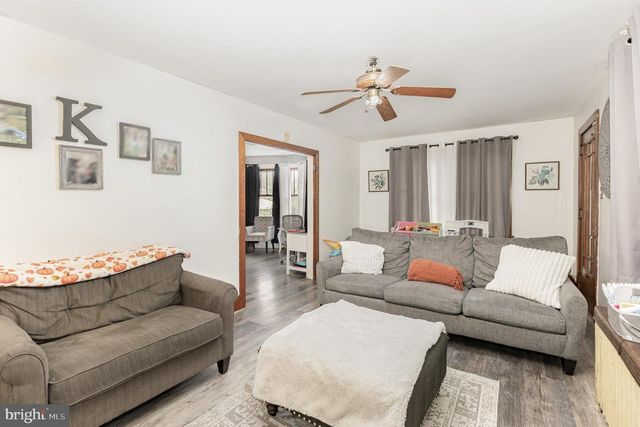 19 E WALNUT ST, Lebanon, PA 17042