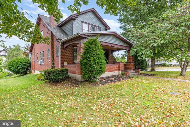 19 E WALNUT ST, Lebanon, PA 17042