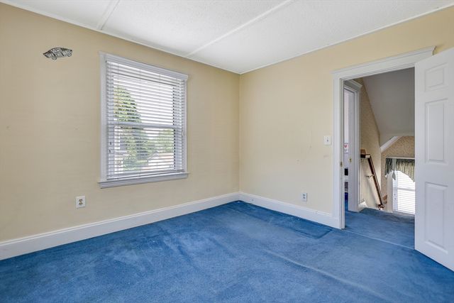 24 Hawthorne Street, Haverhill, MA 01835