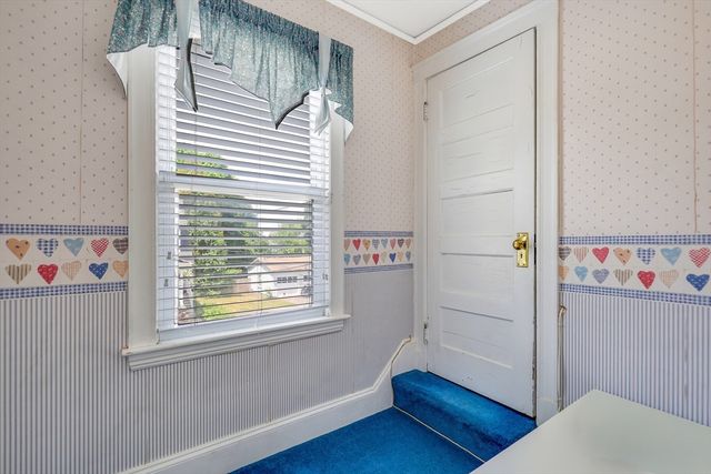 24 Hawthorne Street, Haverhill, MA 01835