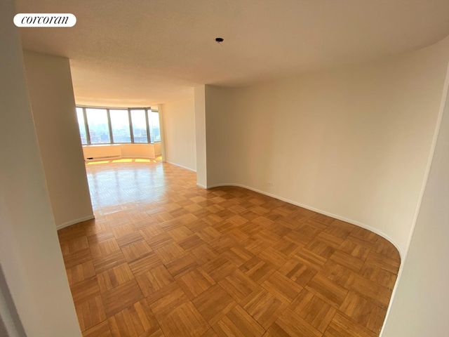 330 E 38th St Apt 42Q, New York City, NY 10016