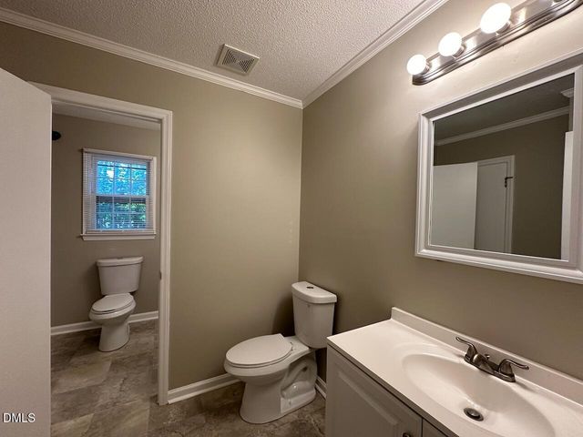 1505 Highland Trail, Cary, NC 27511