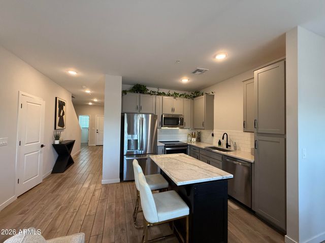 7588 W DARROW Street, Laveen, AZ 85339