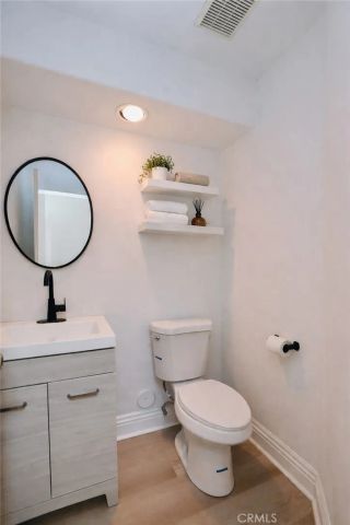 28 Hawaii, Aliso Viejo, CA 92656