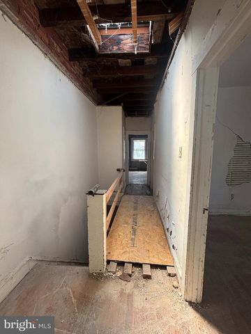 5843 N 6TH ST, Philadelphia, PA 19120