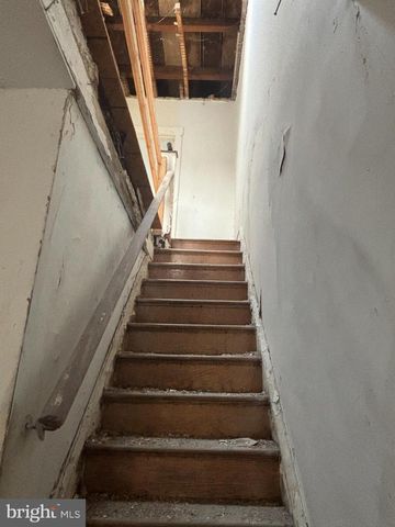 5843 N 6TH ST, Philadelphia, PA 19120