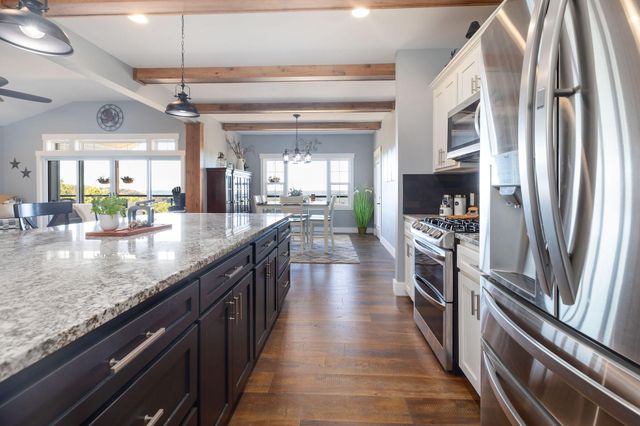 298 Peach Lane, Ridgedale, MO 65739