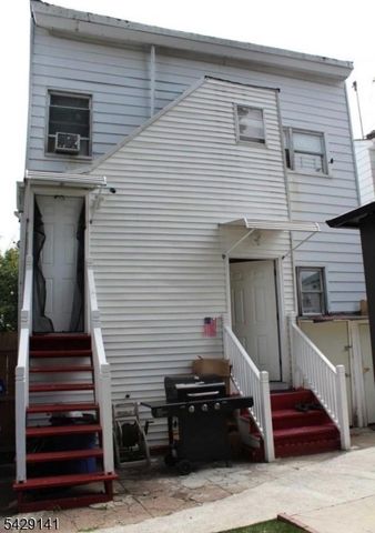 966 E 24Th St, Paterson City, NJ 07513