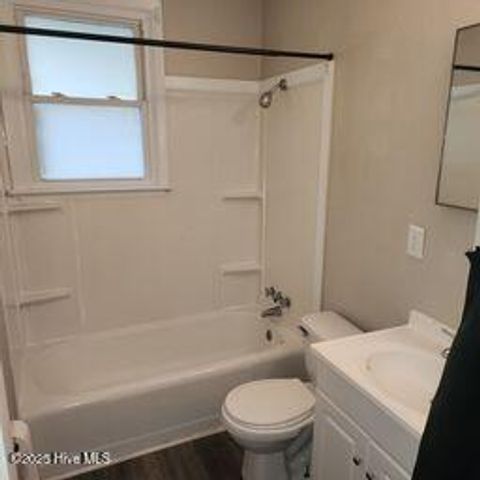 1202 Davis Street, Jacksonville, NC 28540