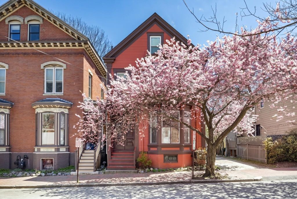 75 Carleton Street, Portland, ME 04102 — photo 2