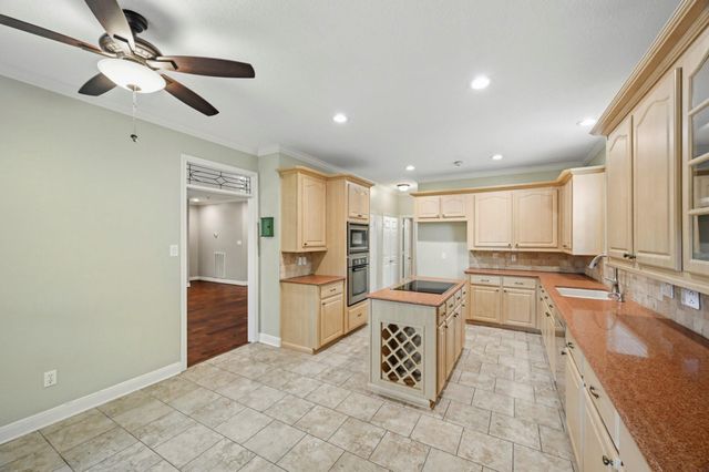 14714 Sandy Creek Drive, Houston, TX 77070