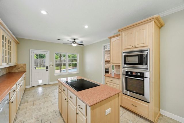 14714 Sandy Creek Drive, Houston, TX 77070