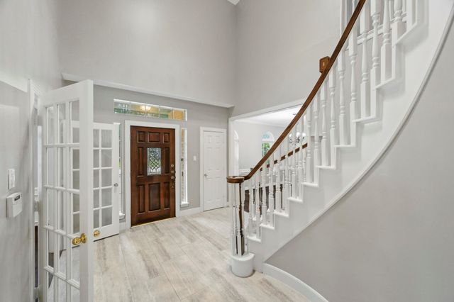 14714 Sandy Creek Drive, Houston, TX 77070