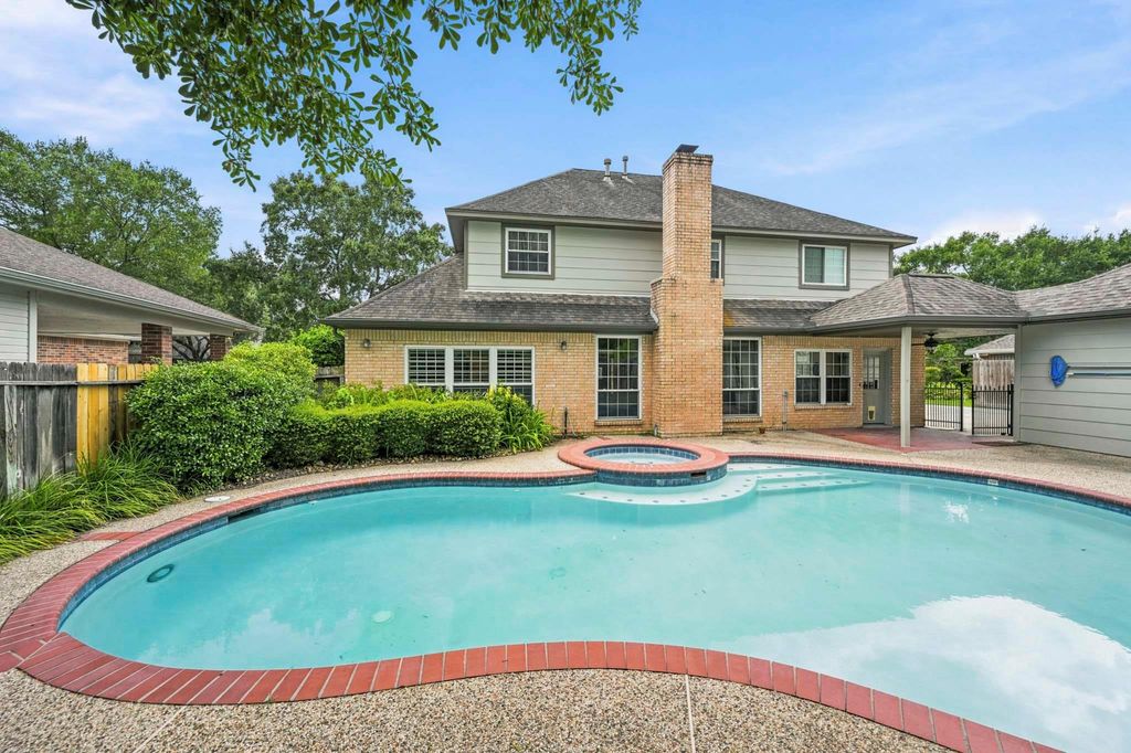 14714 Sandy Creek Drive, Houston, TX 77070