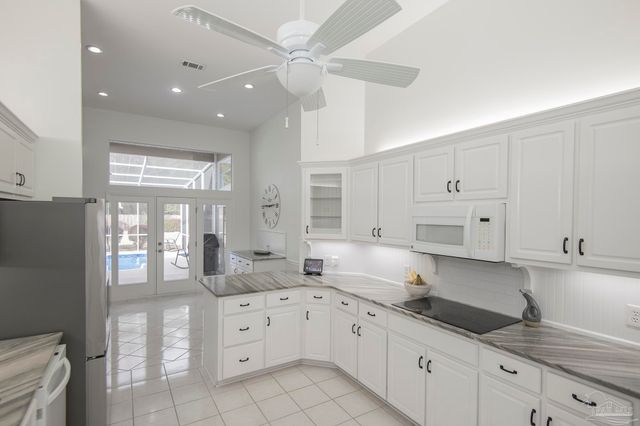 3056 Killarney Dr, Pace, FL 32571