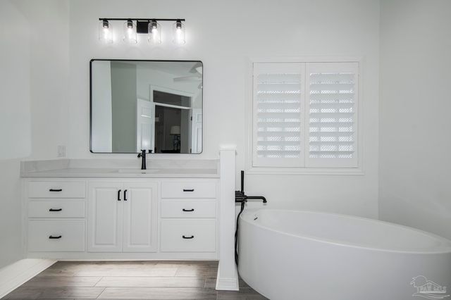 3056 Killarney Dr, Pace, FL 32571