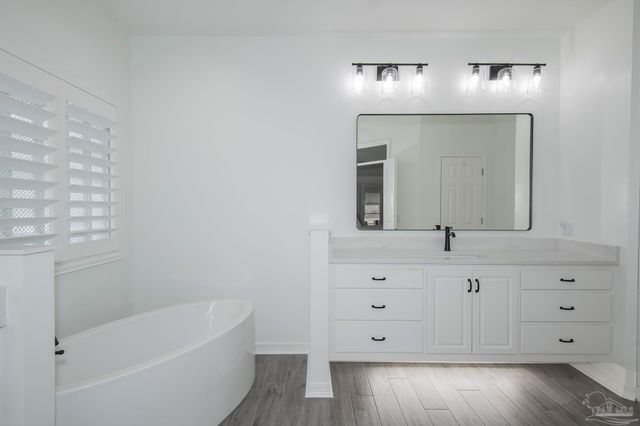 3056 Killarney Dr, Pace, FL 32571