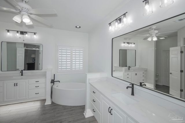 3056 Killarney Dr, Pace, FL 32571