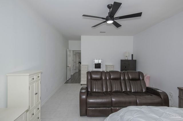 3056 Killarney Dr, Pace, FL 32571