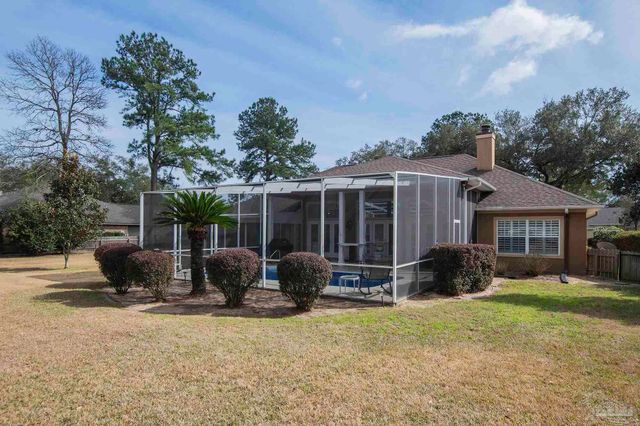 3056 Killarney Dr, Pace, FL 32571