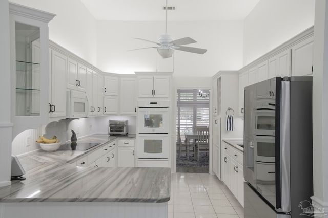 3056 Killarney Dr, Pace, FL 32571