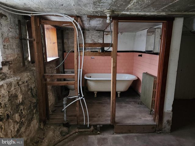 3122 CLIFTMONT AVE, Baltimore, MD 21213