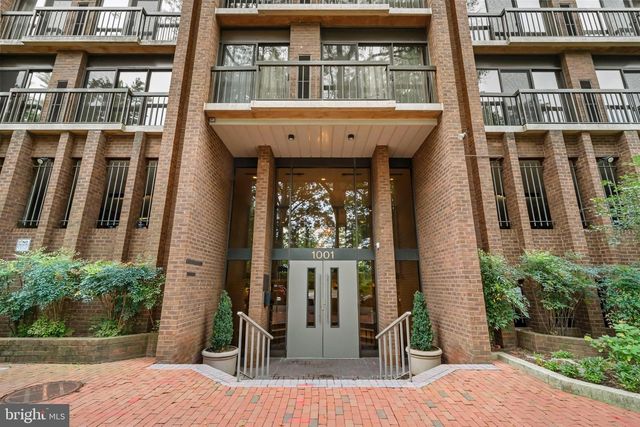 1001 26TH ST NW #308, Washington, DC 20037