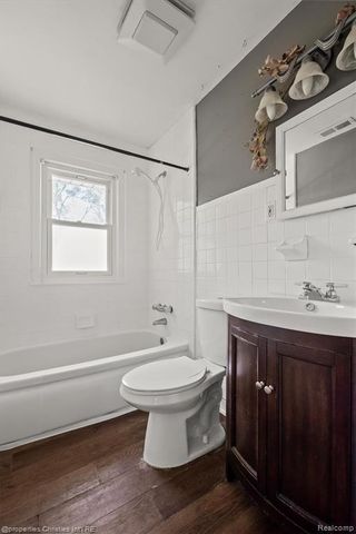 35751 Glen Street, Westland, MI 48186
