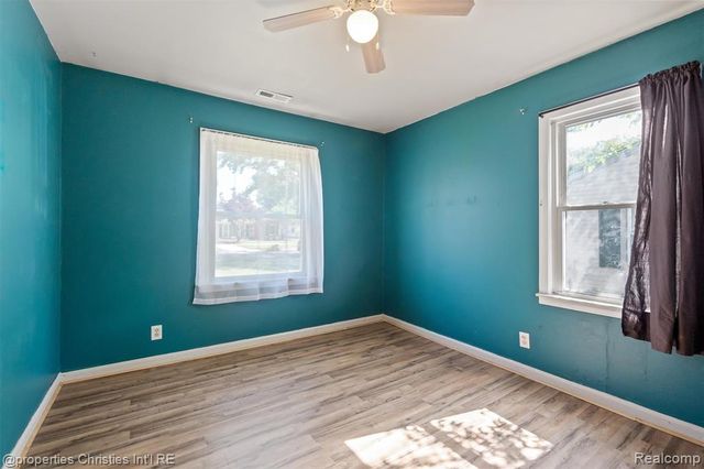 35751 Glen Street, Westland, MI 48186