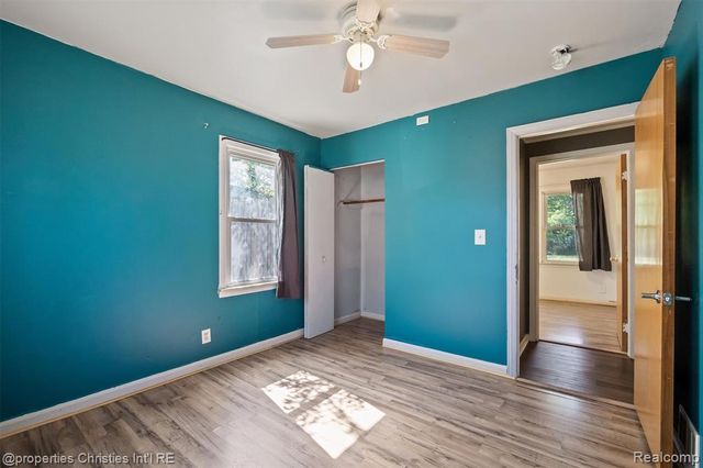 35751 Glen Street, Westland, MI 48186