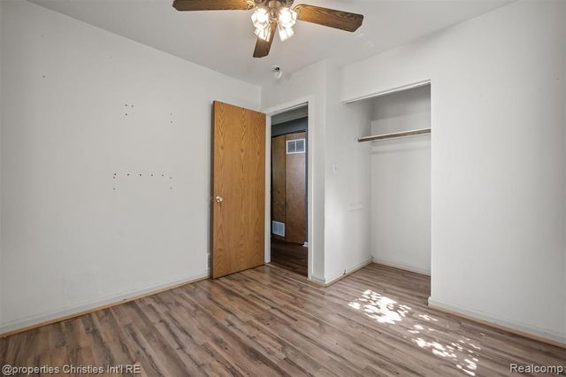 35751 Glen Street, Westland, MI 48186