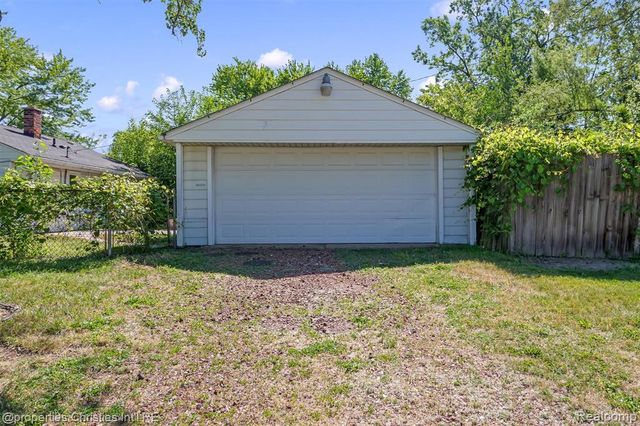 35751 Glen Street, Westland, MI 48186
