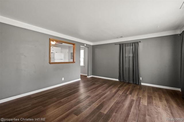 35751 Glen Street, Westland, MI 48186