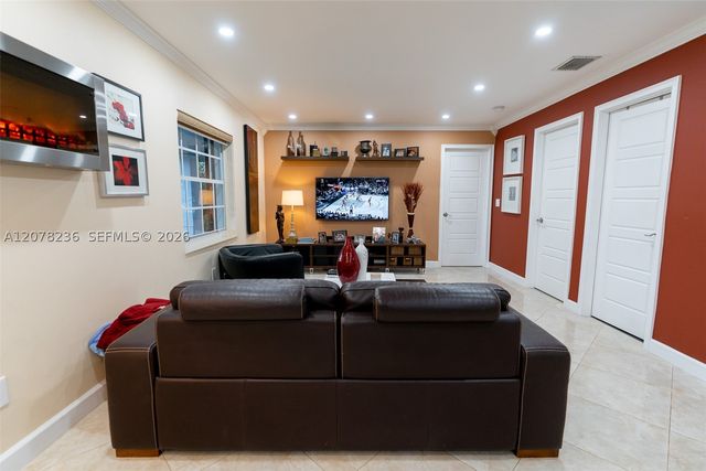15420 SW 156th Ter, Miami, FL 33187