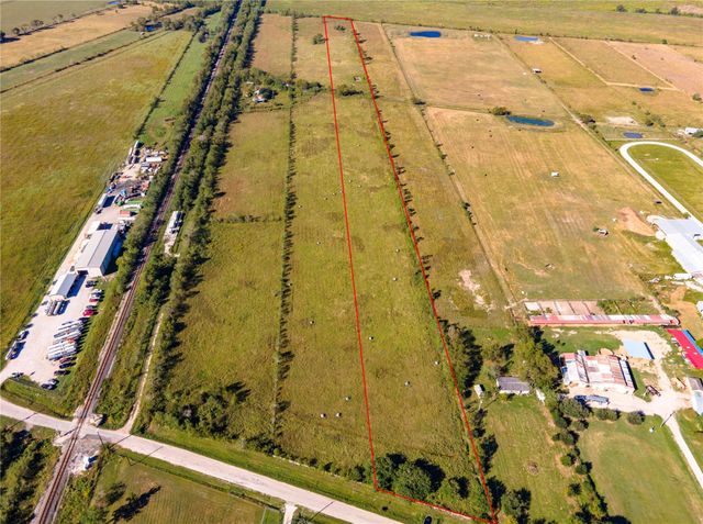 1257 County Road 615, Dayton, TX 77535
