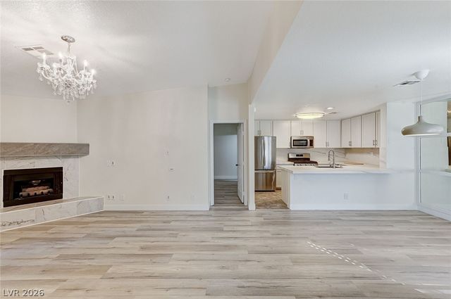 2633 South Durango Drive 201, Las Vegas, NV 89117