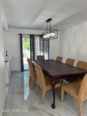 507 Elizabeth Street, Oakhurst, NJ 07755