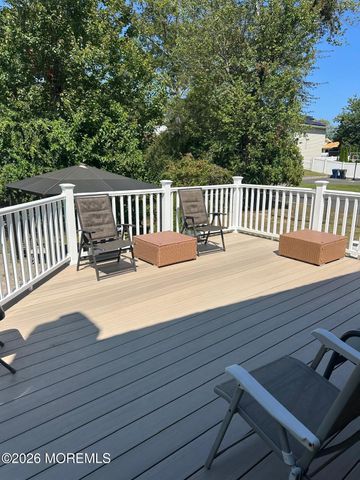 507 Elizabeth Street, Oakhurst, NJ 07755