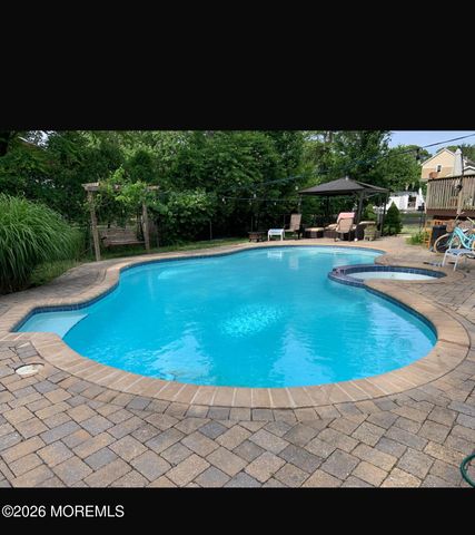 507 Elizabeth Street, Oakhurst, NJ 07755