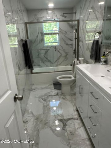 507 Elizabeth Street, Oakhurst, NJ 07755