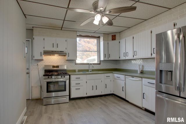 1615 MAPLE Street, Quincy, IL 62301