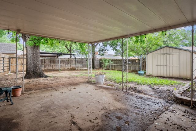 2021 Bristol Circle, Grand Prairie, TX 75051