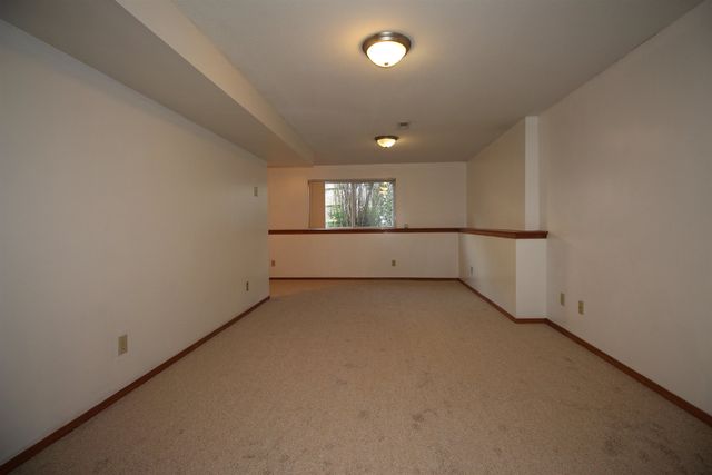 1217 Willowbrook Ln, Towanda, KS 67144