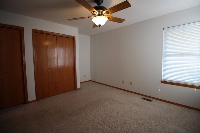 1217 Willowbrook Ln, Towanda, KS 67144