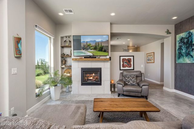3033 Doug Rains Street, Las Cruces, NM 88011