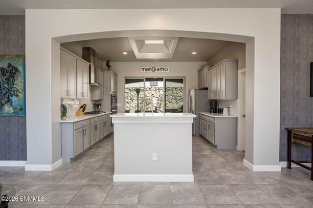 3033 Doug Rains Street, Las Cruces, NM 88011